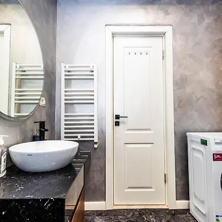 Tropical * Năvodari