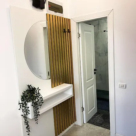 Tropical Apartment