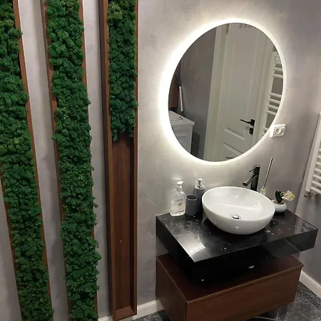 Tropical Apartment