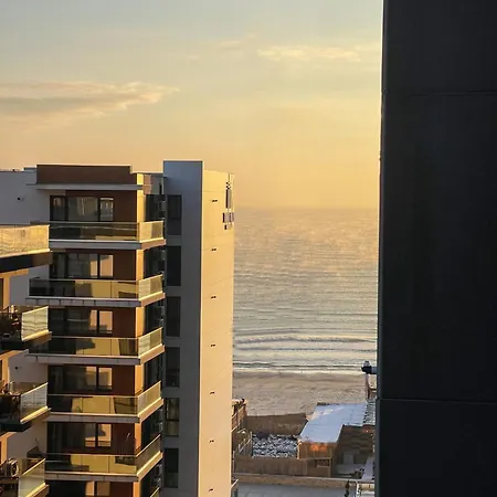 Apartment Tropical