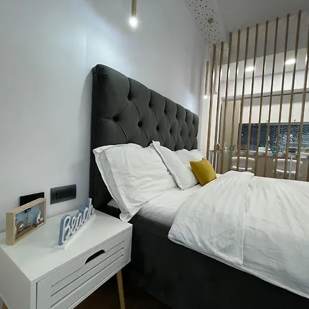 Tropical Casa Del Mar Mamaia Nord Apartman